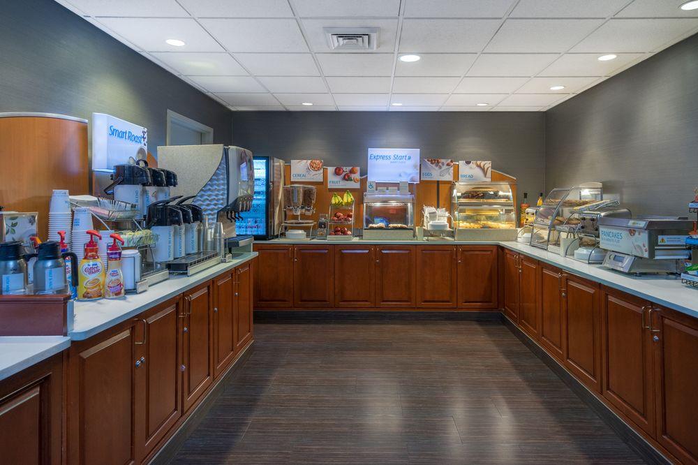 Holiday Inn Express Hotel & Suites Easton By Ihg Exterior foto