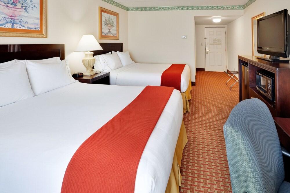 Holiday Inn Express Hotel & Suites Easton By Ihg Exterior foto