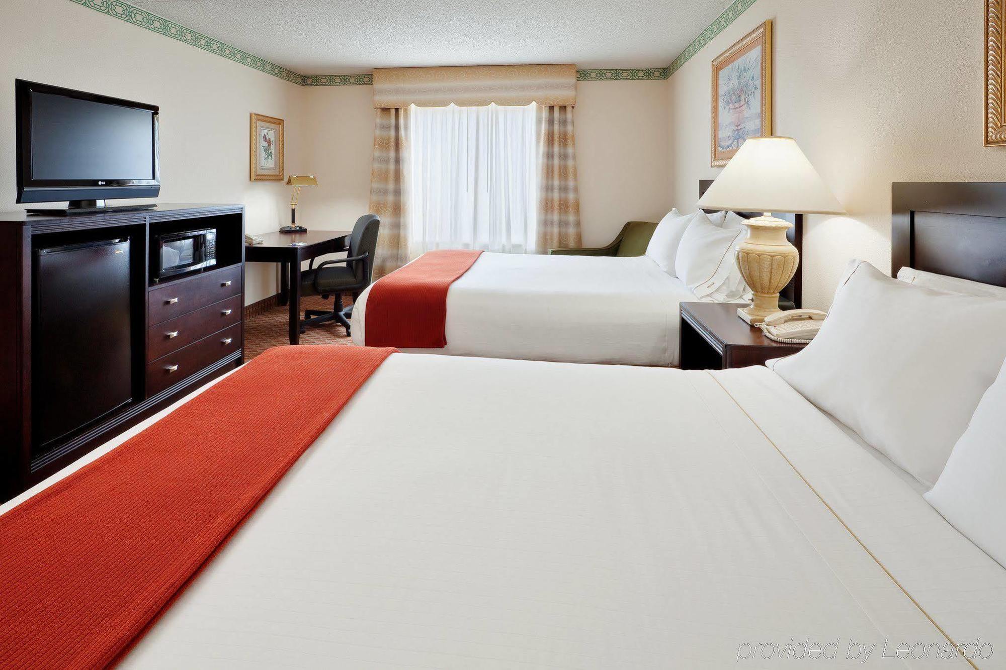 Holiday Inn Express Hotel & Suites Easton By Ihg Quarto foto