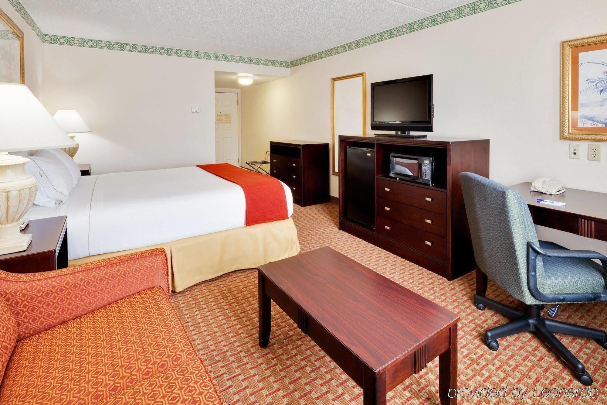 Holiday Inn Express Hotel & Suites Easton By Ihg Exterior foto