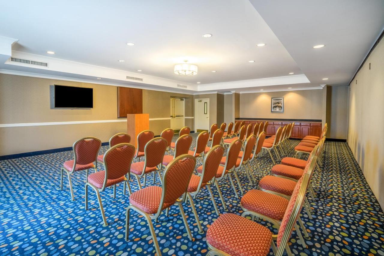Holiday Inn Express Hotel & Suites Easton By Ihg Exterior foto
