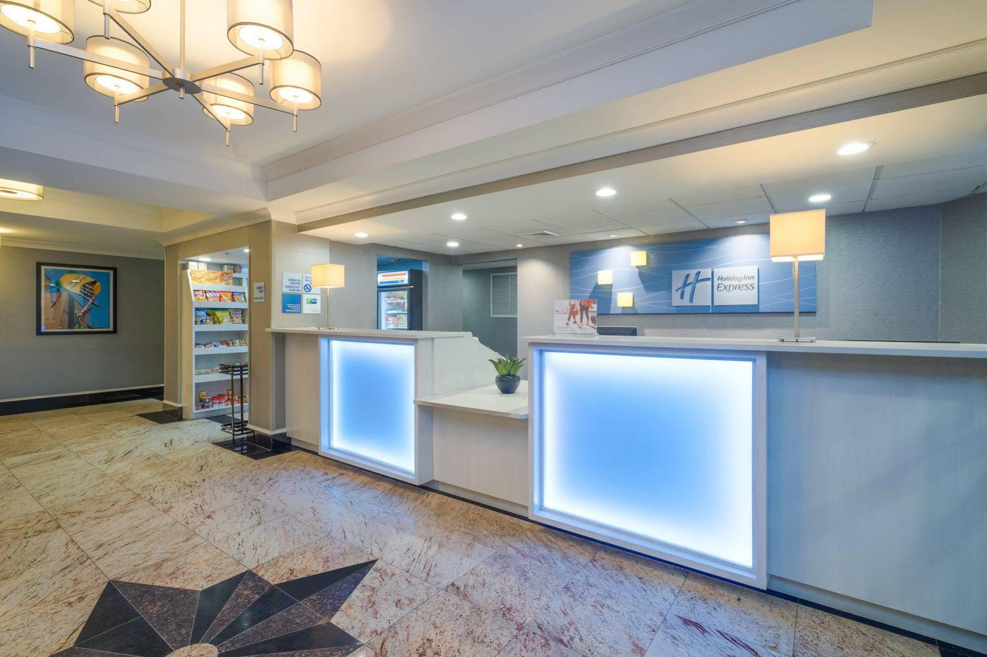Holiday Inn Express Hotel & Suites Easton By Ihg Exterior foto